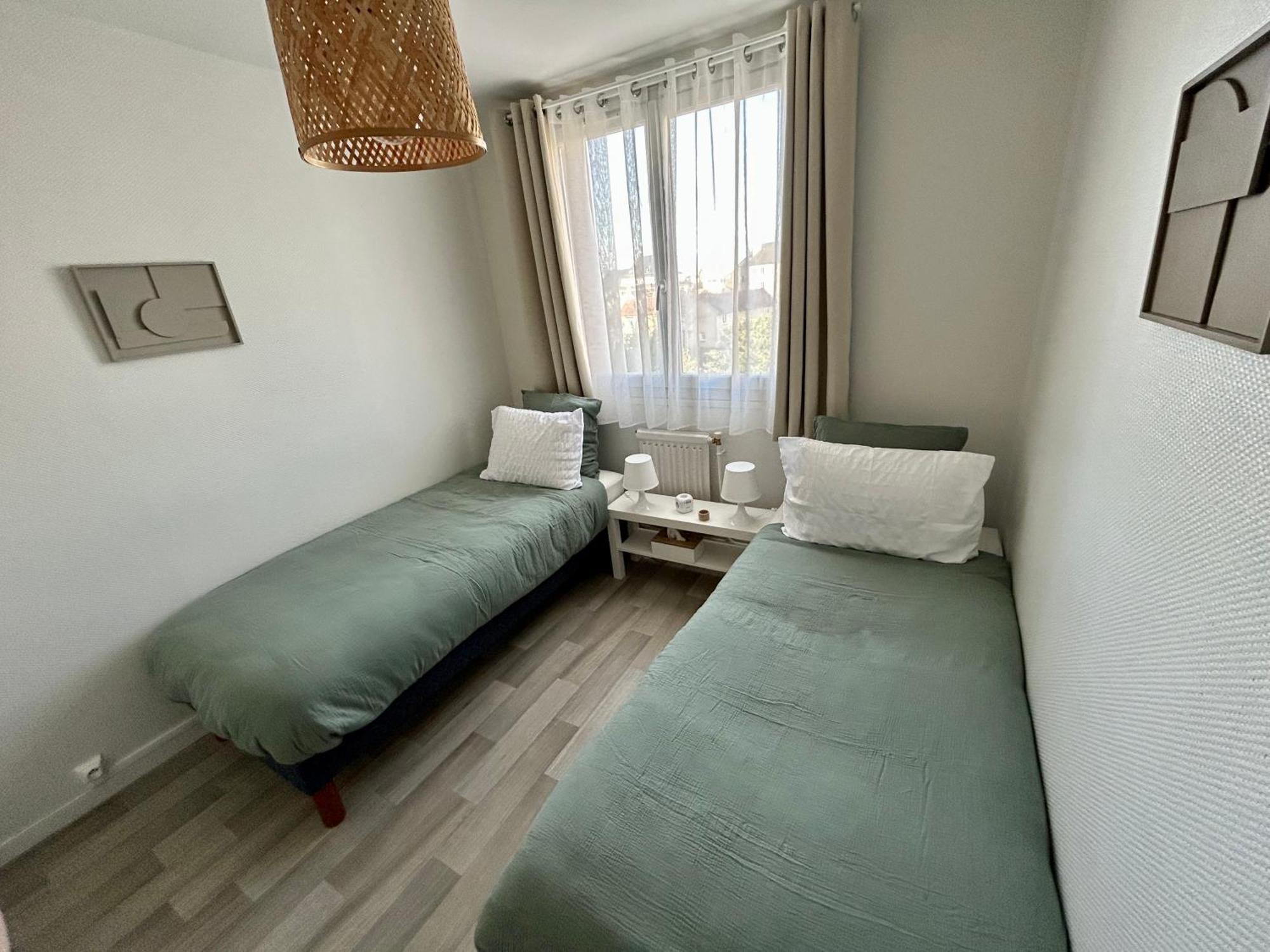 Cocon Cosy Et Verdoyant - Private Parking, Breakfast, Wifi, Netflix Caen